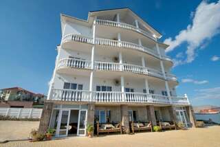 Гостиница Хаят Коктебель Семейный люкс с балконом-1